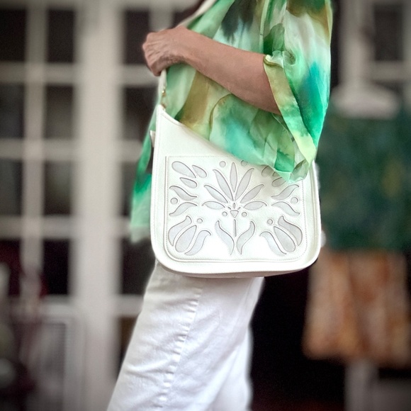 NWT Style & Co. White Crossbody Bag with Cutout Design - Picture 1 of 10